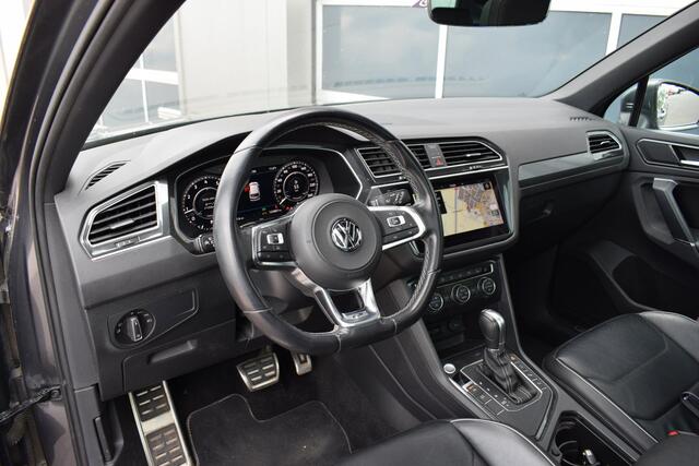 Volkswagen TIGUAN 1.4 TSI ACT Highline Business R | Trekhaak | Pano | Memory | Stoelverwarming