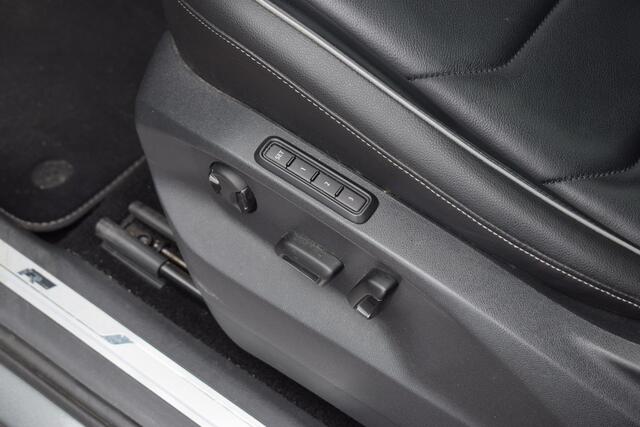 Volkswagen TIGUAN 1.4 TSI ACT Highline Business R | Trekhaak | Pano | Memory | Stoelverwarming