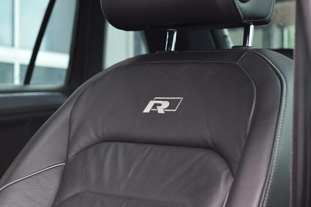 Volkswagen TIGUAN 1.4 TSI ACT Highline Business R | Trekhaak | Pano | Memory | Stoelverwarming