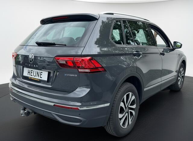 Volkswagen TIGUAN TSI 245PK HYBRIDE DSG LIFE TREKHAAK/NAVI/VIRTUAL/SFEERVERL.