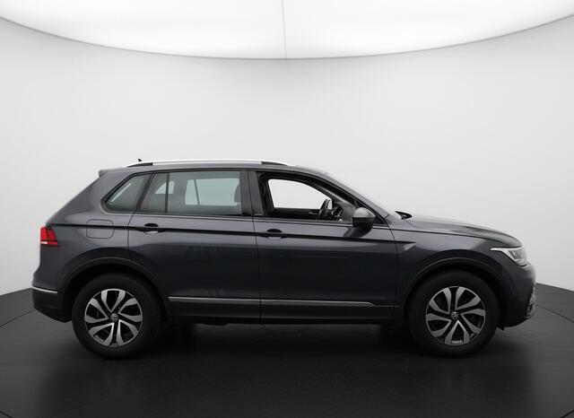 Volkswagen TIGUAN TSI 245PK HYBRIDE DSG LIFE TREKHAAK/NAVI/VIRTUAL/SFEERVERL.