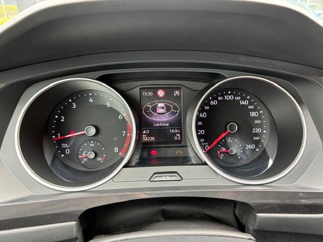 Volkswagen TIGUAN 1.5 TSI ACT Comfortline Business / Navi / LED / Metallic