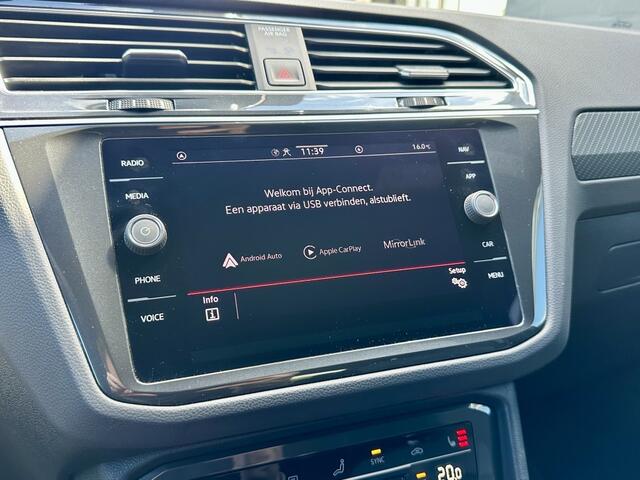 Volkswagen TIGUAN 1.5 TSI R-Line Business+ Trekhaak Carplay Camera