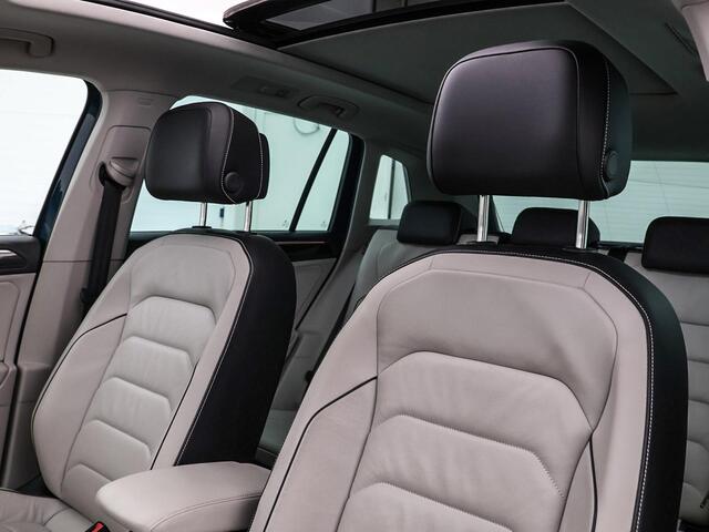Volkswagen TIGUAN 1.4 TSI 245pk DSG eHybrid Elegance · Panoramadak · 360 Camera · Head-Up · Wegklapbare Trekhaak · Elek. Bestuurdersstoel · Leder Interieur · 19'' Inch ·