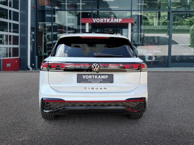 Volkswagen TIGUAN 1.5 TSI eHYBRID R-LINE TREKHAAK/PANO-DAK/CAMERA/ELEK-KLEP/ACC/HUD/STOELVERW