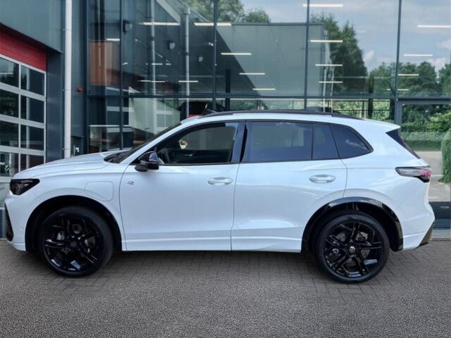 Volkswagen TIGUAN 1.5 TSI eHYBRID R-LINE TREKHAAK/PANO-DAK/CAMERA/ELEK-KLEP/ACC/HUD/STOELVERW