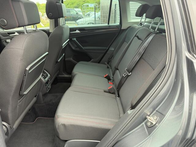 Volkswagen TIGUAN 1.4 TSI Highline Business R |Pano|Trekhaak|ACC|