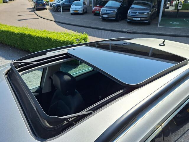 Volkswagen TIGUAN 1.5 TSI 150pk DSG R-Line (Pano,Leer,Navi,Led)