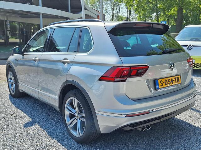 Volkswagen TIGUAN 1.5 TSI 150pk DSG R-Line (Pano,Leer,Navi,Led)