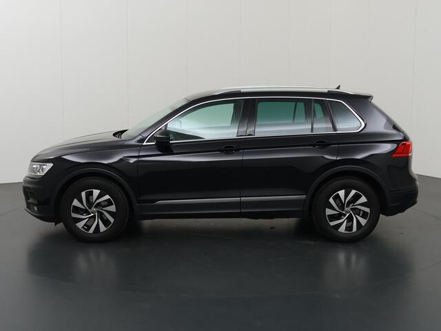 Volkswagen TIGUAN 1.5 TSI ACT Comfortline Business | Trekhaak | Navigatie | Cruise Control Adaptief | Stoelverwarming | Climate Control |