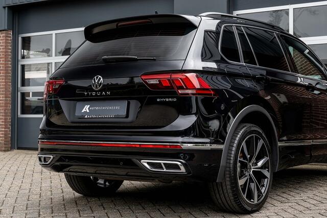 Volkswagen TIGUAN R-Line 1.4 eHybrid | IQ Light | ACC | Lane Assist | Stuurverwarming | 20 Inch |