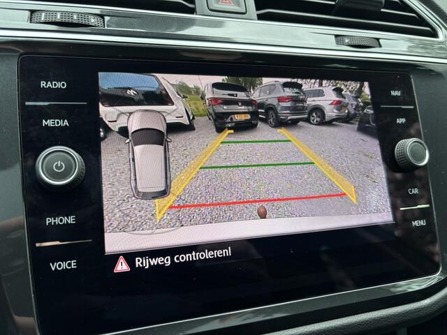 Volkswagen TIGUAN 1.5 TSI 150pk DSG R-Line (Pano,Trekhaak,Camera)
