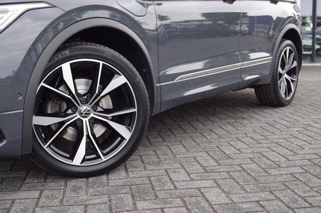 Volkswagen TIGUAN 1.4 e-Hybrid R-Line 245pk/ Panodak /Trekhaak /DCC / ACC /Navi Pro /Head-up/360gr. Camera/IQ LED/AppConnect