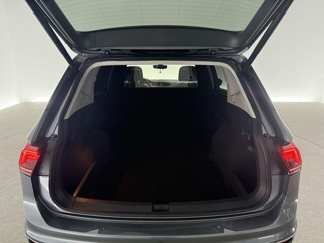 Volkswagen TIGUAN 2.0 TDI 191PK 4motion | Grijs kenteken | VAN | 2400kg Trekgew. | Trekhaak | Pano | Virtual | Camera | Carplay