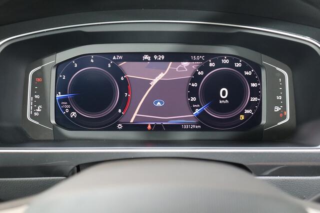 Volkswagen TIGUAN 1.5 TSI Life Business | Keyless | Virtual | Trekhaak | Acc | Dab