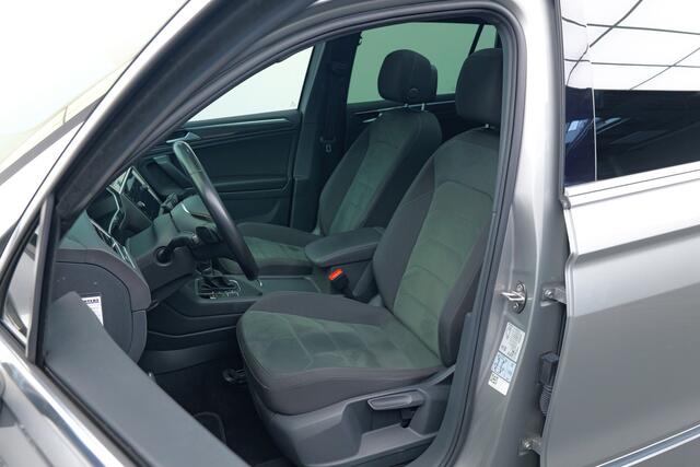Volkswagen TIGUAN 1.4 TSI ACT Highline Business R | Automaat | Pano | R-line