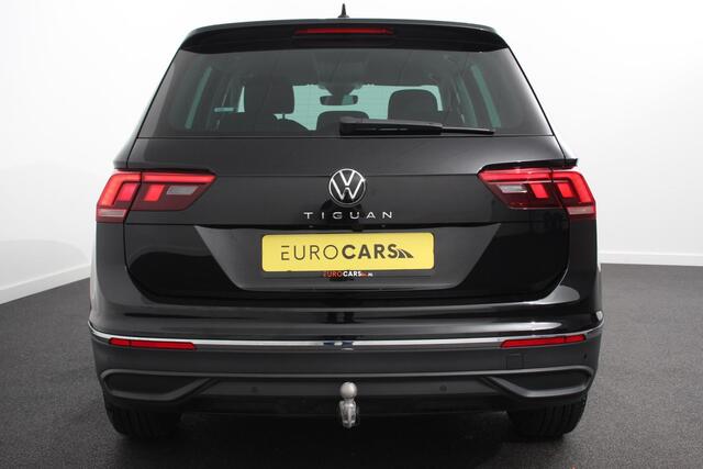 Volkswagen TIGUAN 1.5 TSI 150pk Automaat Life Navigatie Apple Carplay/Android Auto Climate Control Digitale Cockpit Adaptive cruise Control Wegklapbare Trekhaak Stoelverwarming