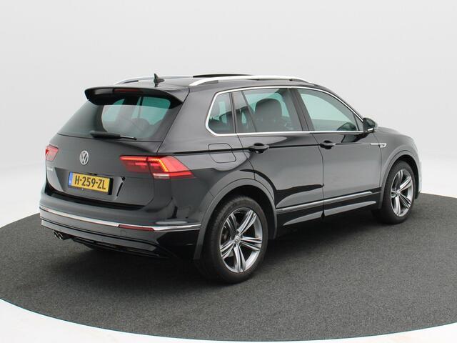 Volkswagen TIGUAN 1.5 TSi 150 Pk Automaat R-Line | Stoelverwarming | Panorama dak | Camera | Carplay | Adaptive Cruise | 19 Inch | 90.811 Km !!