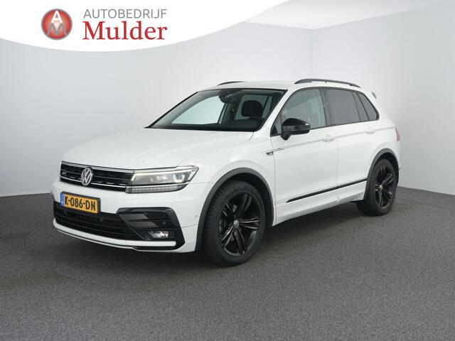 Volkswagen TIGUAN 1.5 TSI ACT Highline Business R | Black style | Zwenkhaak | ACC | Winterpakket | Camera |