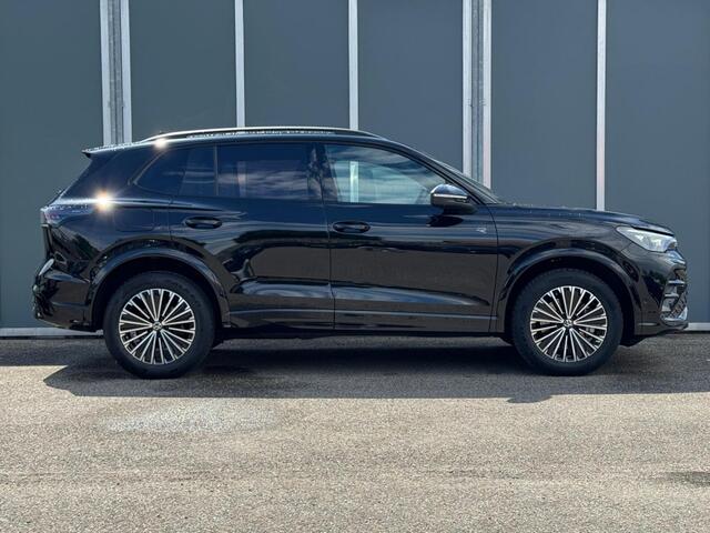 Volkswagen TIGUAN 1.5 TSI eHybrid 204pk R-Line Black Style | 360 Camera | Head-Up