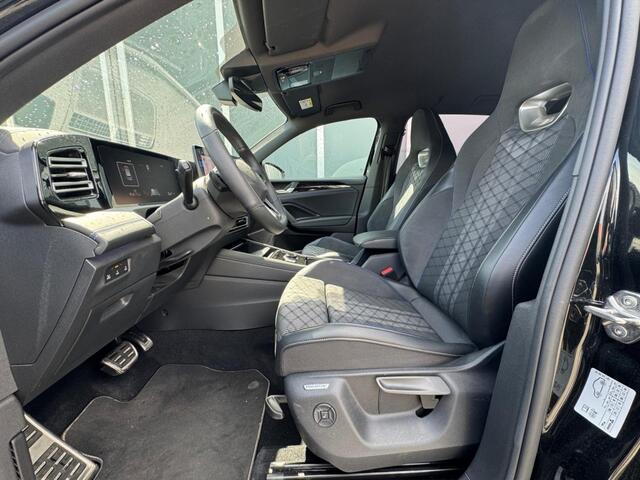 Volkswagen TIGUAN 1.5 TSI eHybrid 204pk R-Line Black Style | 360 Camera | Head-Up