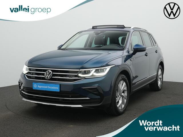 Volkswagen TIGUAN 1.4 TSI 245 pk eHybrid Elegance | Panoramadak | Trekhaak | IQ Light | Achteruitrijcamera | Adaptive Cruise | Elektrische achterklep