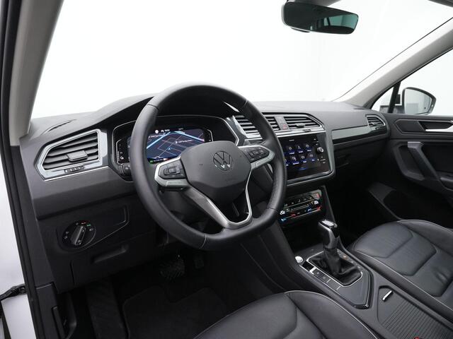Volkswagen TIGUAN 1.4 TSI eHybrid 245 pk Elegance | Panoramadak | Trekhaak | IQ Light | Geheugenstoelen | 360 camera | Elektrische achterklep | Adaptive Cruise