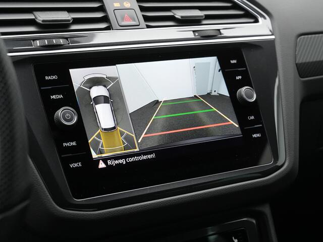 Volkswagen TIGUAN 1.4 TSI eHybrid 245 pk R-Line Business | IQ Light | 360 camera | Adaptive Cruise | Stuur-/stoelverwarming | Keyless Entry