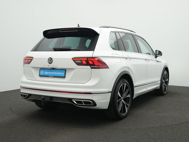 Volkswagen TIGUAN 1.5 TSI 150 pk DSG R-Line Business+ | Trekhaak | Achteruitrijcamera | Adaptive Cruise | Stuur-/stoelverwarming | Keyless Entry