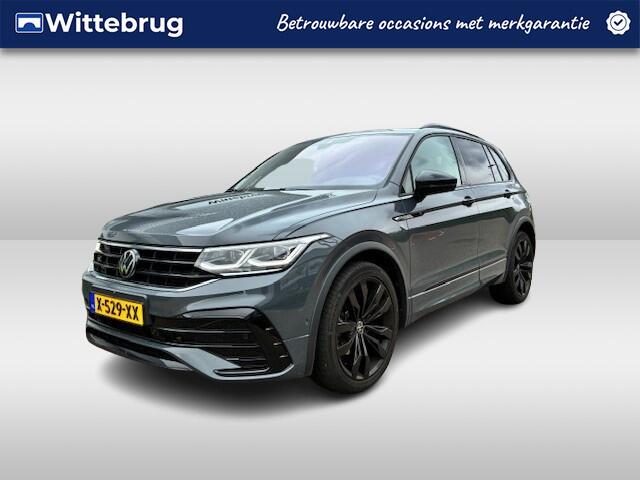 Volkswagen TIGUAN 1.5 TSI R-Line Business / App connect / Panodak / 360 Camera / Black Style / Trekhaak wegklapbaar / NAVI
