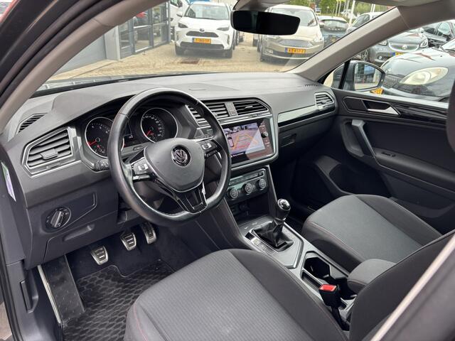 Volkswagen TIGUAN 1.4 TSI ACT SOUND Edition / Stoel & Stuurverwarming / Trekhaak Wegklapbaar / Allseason Banden /