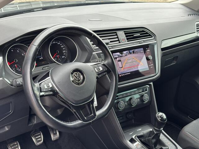 Volkswagen TIGUAN 1.4 TSI ACT SOUND Edition / Stoel & Stuurverwarming / Trekhaak Wegklapbaar / Allseason Banden /