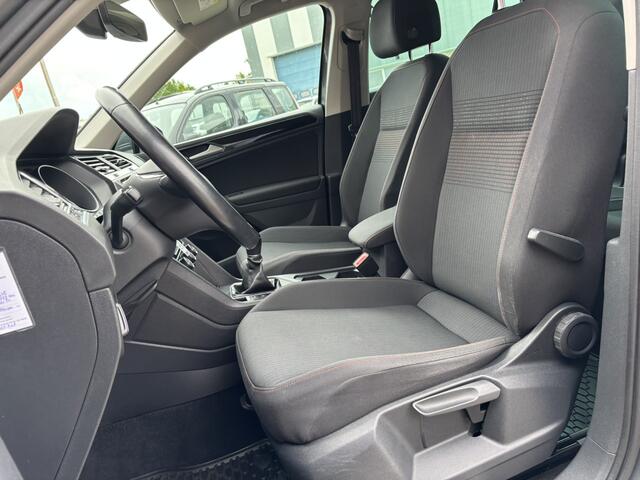 Volkswagen TIGUAN 1.4 TSI ACT SOUND Edition / Stoel & Stuurverwarming / Trekhaak Wegklapbaar / Allseason Banden /