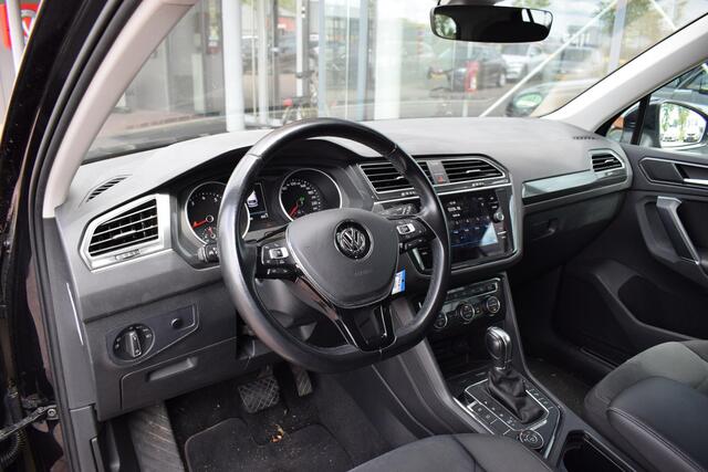 Volkswagen TIGUAN 2.0 TSI 4Motion Highline | Trekhaak | Apple CarPlay | Camera | Stoelverwarming