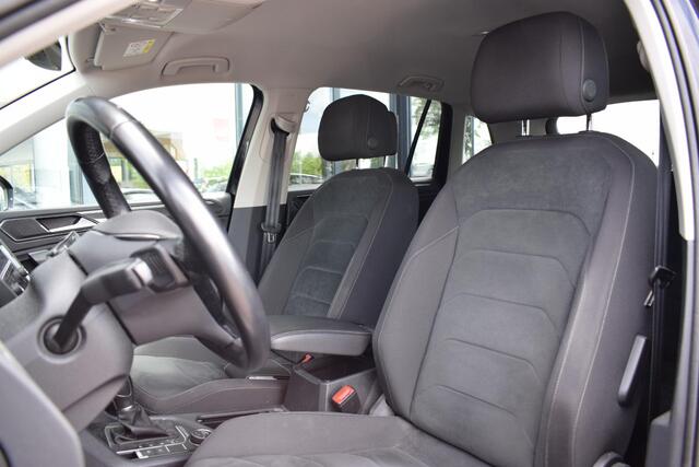 Volkswagen TIGUAN 2.0 TSI 4Motion Highline | Trekhaak | Apple CarPlay | Camera | Stoelverwarming