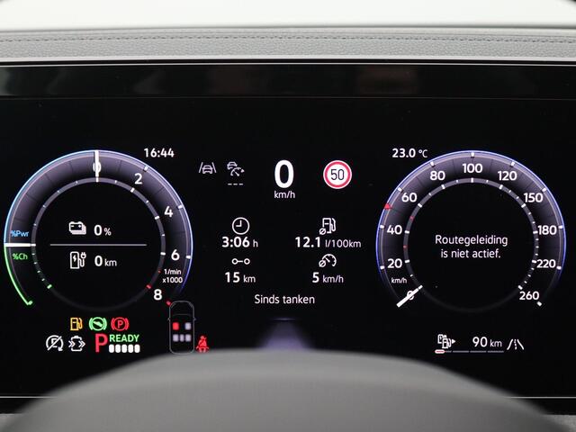 Volkswagen TIGUAN 1.5 eHybrid R-Line Edition 272PK DSG Panoramadak, Trekhaak, Black Style, Navi via Apple Carplay/Android Auto, Head-Up Display, 360gr. Camera, Matrix-LED Verlichting, 20" LM Velgen