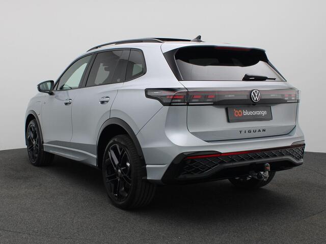 Volkswagen TIGUAN 1.5 eHybrid R-Line Edition 272PK DSG Panoramadak, Trekhaak, Black Style, Navi via Apple Carplay/Android Auto, Head-Up Display, 360gr. Camera, Matrix-LED Verlichting, 20" LM Velgen