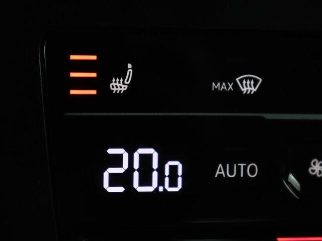 Volkswagen TIGUAN 1.4 TSI eHybrid Elegance Exclusive | SOH 89,1% | Leder | Stoelverwarming | 360 Camera | Virtual Cockpit | Adaptive cruise | Carplay | Sfeerverlichting | Navigatie | Matrix LED | PHEV | Plug In
