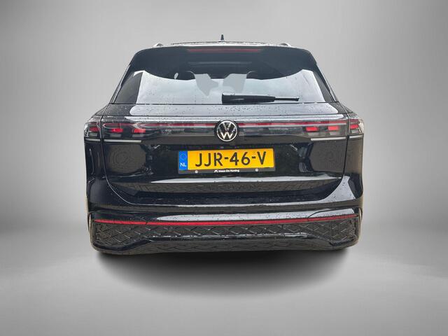 Volkswagen TIGUAN 1.5 eHybrid 272pk DSG R-Line Edition · Panoramadak · 360 Camera · Inklap. Trekhaak · Matrix LED · Keyless · Massagefunctie · Dodehoeksensor · Garantie t/m 27-10-2029 of 100.000km
