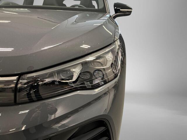 Volkswagen TIGUAN 1.5 eHybrid 272pk DSG R-Line Edition · Panoramadak · Inklap. Trekhaak · 360 Camera · Matrix LED · Massagefunctie · Keyless · Garantie t/m 27-10-2029 of 100.000km