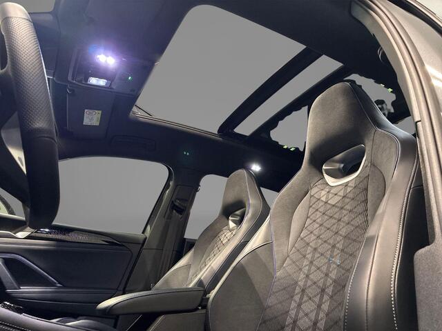Volkswagen TIGUAN 1.5 eHybrid 272pk DSG R-Line Edition · Panoramadak · Inklap. Trekhaak · 360 Camera · Matrix LED · Massagefunctie · Keyless · Garantie t/m 27-10-2029 of 100.000km