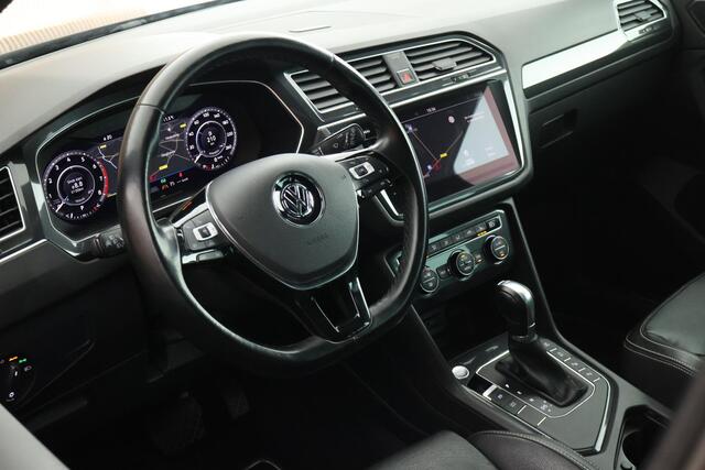 Volkswagen TIGUAN 1.4 TSI ACT 150pk DSG R-Line Highline Trekhaak Camera Leder Keyless Virtual Cockpit Camera LED Navigatie