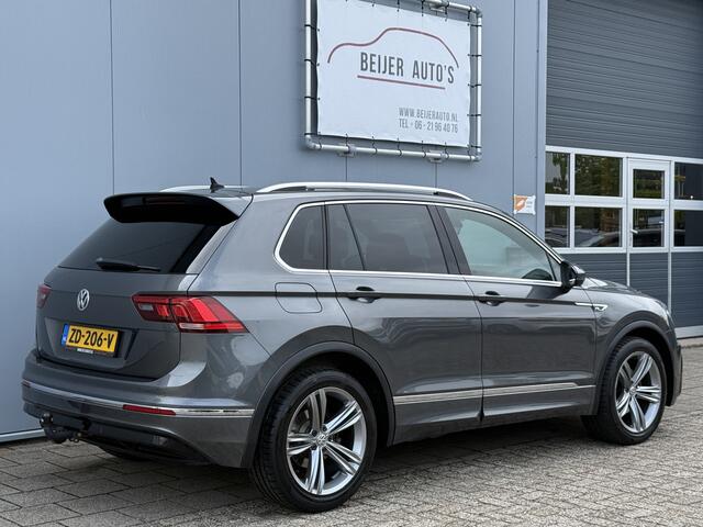 Volkswagen TIGUAN 1.4 TSI Highline Business R Trekhaak/Apple Carplay.