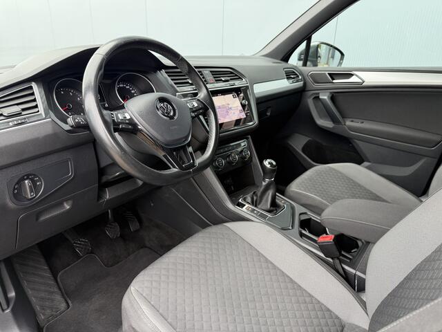 Volkswagen TIGUAN 1.4 TSI Highline Business R Trekhaak/Apple Carplay.