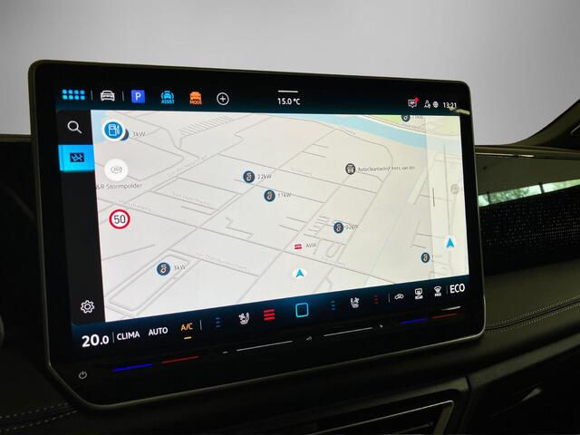 Volkswagen TIGUAN 1.5eHybrid 200kW/272PK R-Line Black Style · Panoramadak · Leder · Trekhaak · Harman Kardon Sound · 360°Camera + Parkeersensoren · Garantie t/m 10-08-2030 of 100.000KM