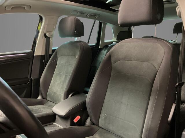 Volkswagen TIGUAN 1.4TSIeHybrid 180kW/245PK Elegance DSG · Panoramadak · Camera + Parkeersensoren · Apple/Android Car Play · Navigatie