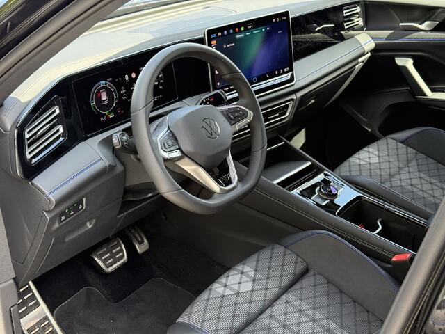 Volkswagen TIGUAN 1.5 eHybrid R-Line | Trekhaak | Pano | H&K