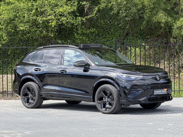 Volkswagen TIGUAN 1.5 eHybrid R-Line | Trekhaak | Pano | H&K