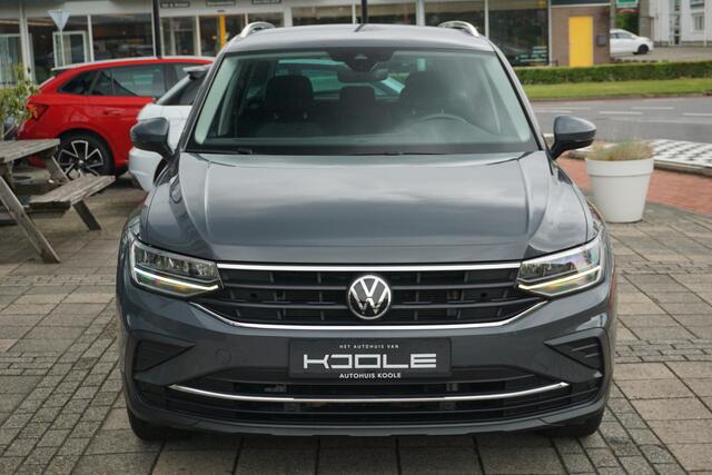 Volkswagen TIGUAN 1.4 TSI eHybrid | Trekhaak | winter pakket | 93% soh