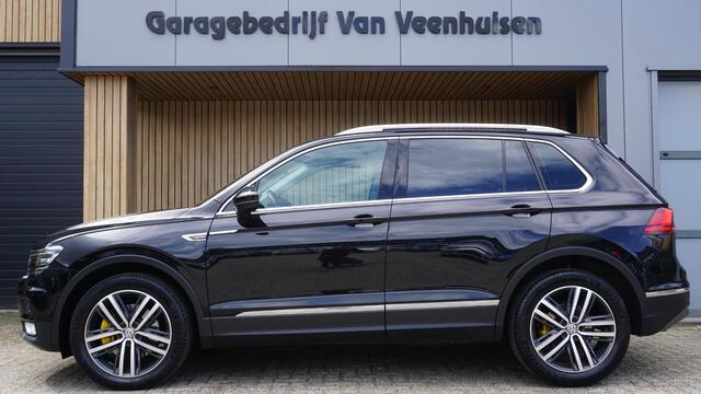 Volkswagen TIGUAN 2.0 TSI 180pk DSG 4Motion Highline Executive Pano.Dak HUD Virtual 19inch LM Stoel/Stuurwiel V.W. *Nette Tiguan*